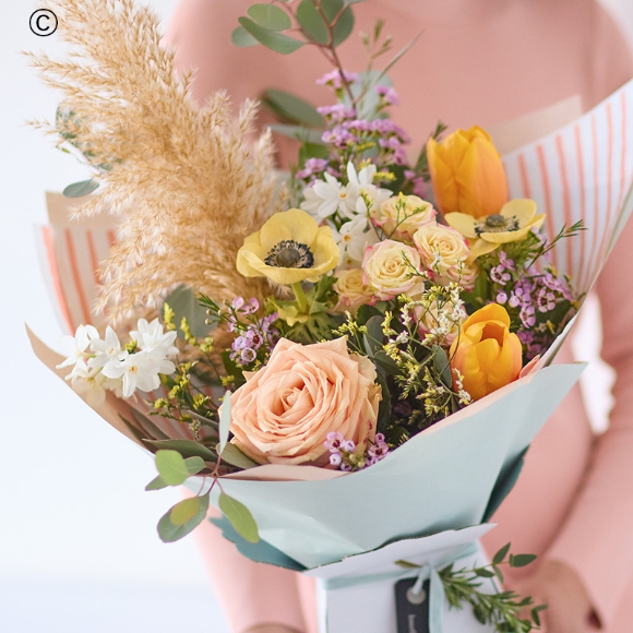 Large Spring Trending Gift Box