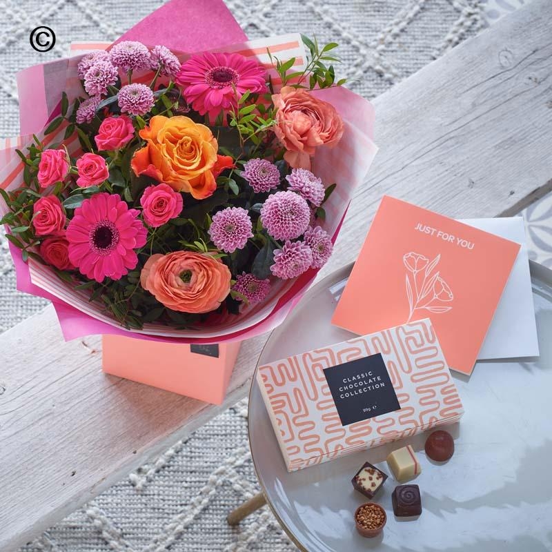 Lovely Mothers Day Bright Gift Box Bundle
